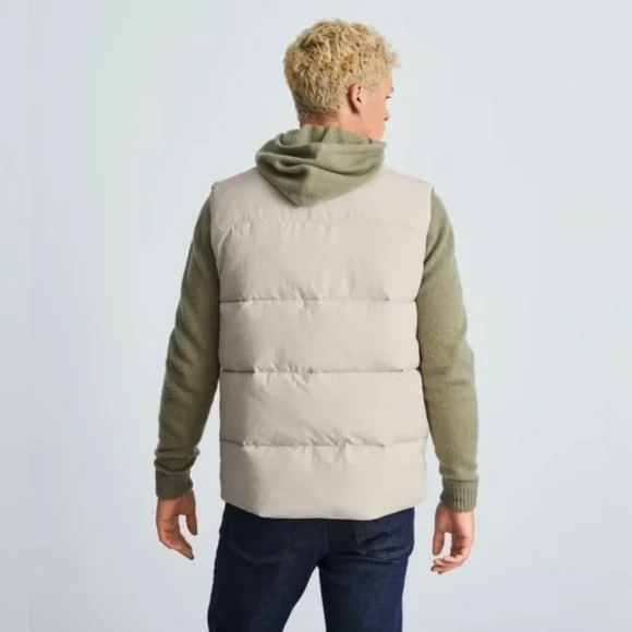 Everlane The ReNew Puffer Vest Size M